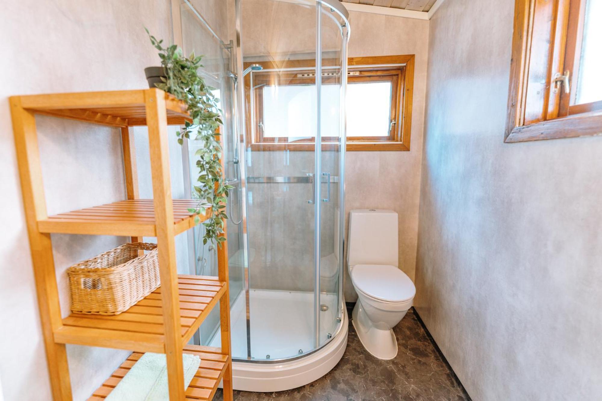 Hotel Nokling & Camping Hjelmeland ภายนอก รูปภาพ