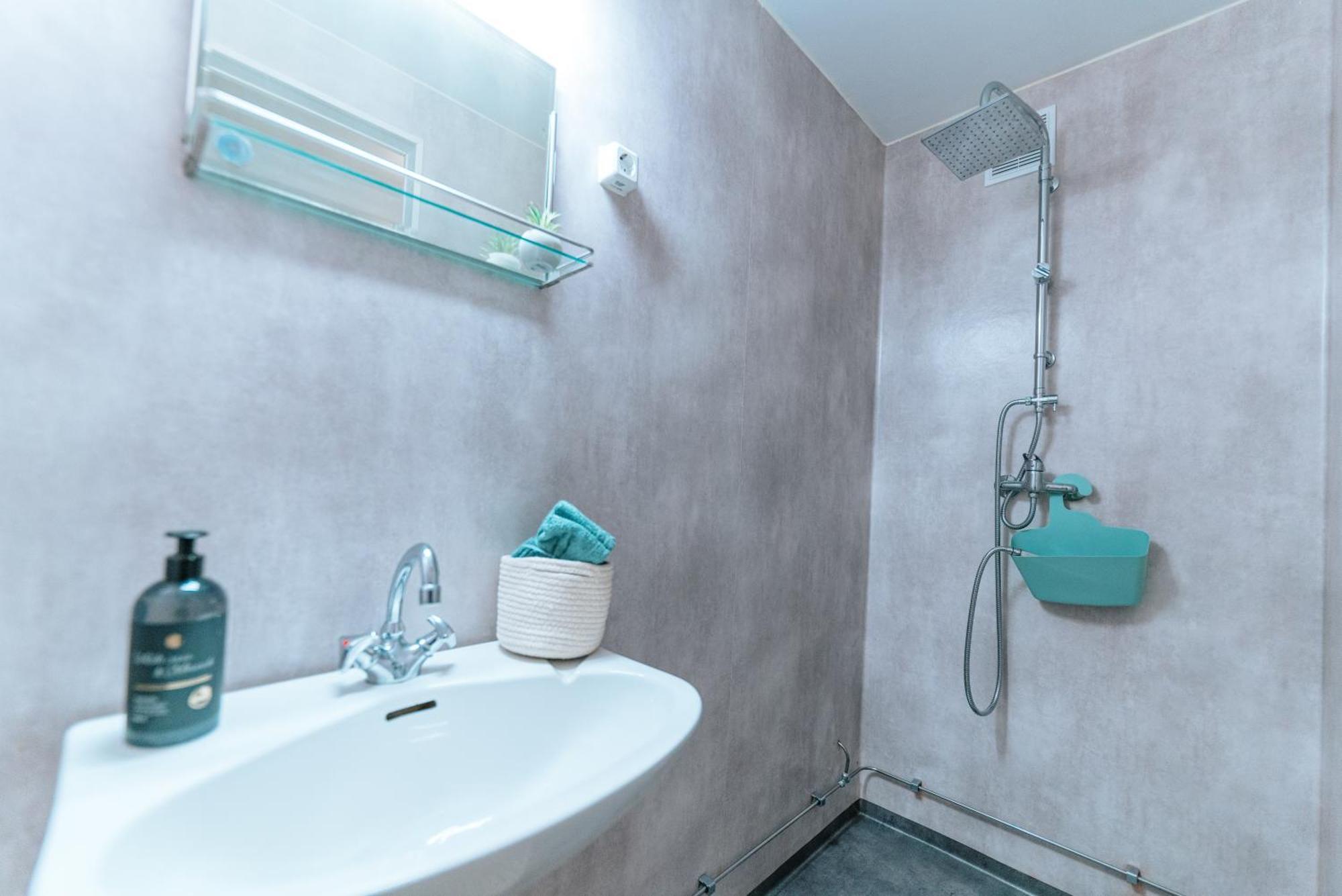 Hotel Nokling & Camping Hjelmeland ภายนอก รูปภาพ